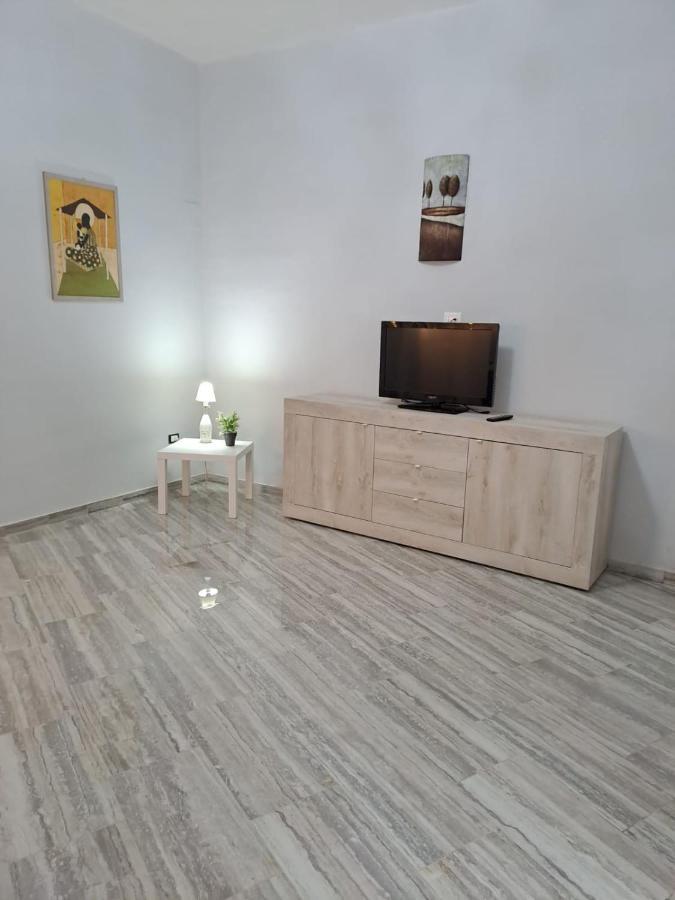 לינה וארוחת בוקר לוצ'רה Casa Rosy מראה חיצוני תמונה