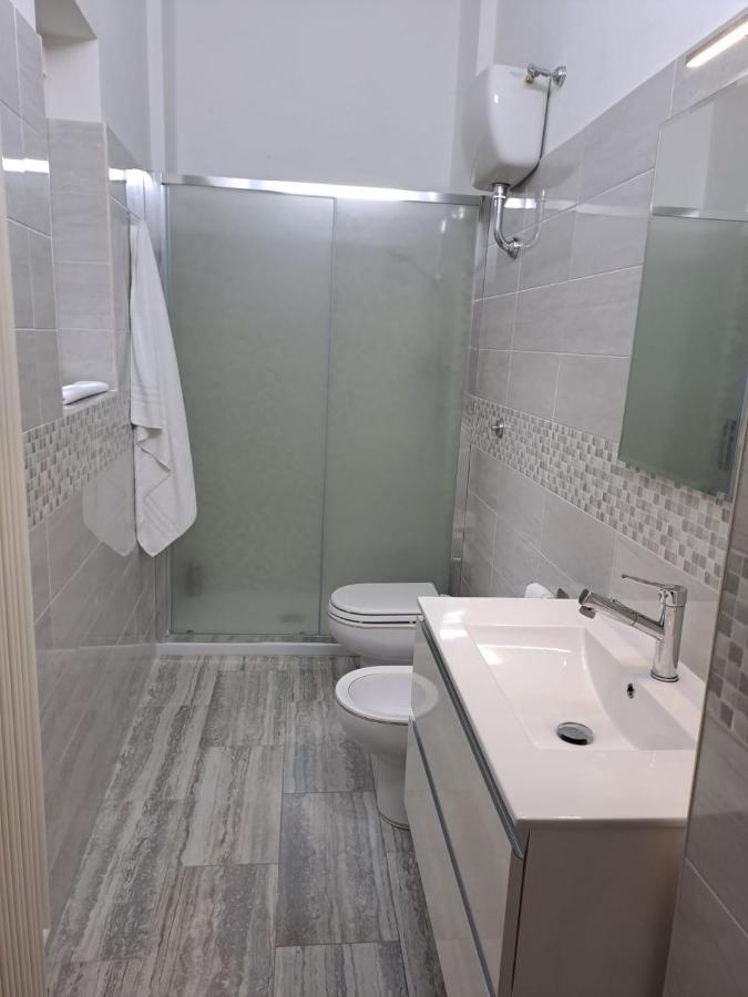 לינה וארוחת בוקר לוצ'רה Casa Rosy מראה חיצוני תמונה